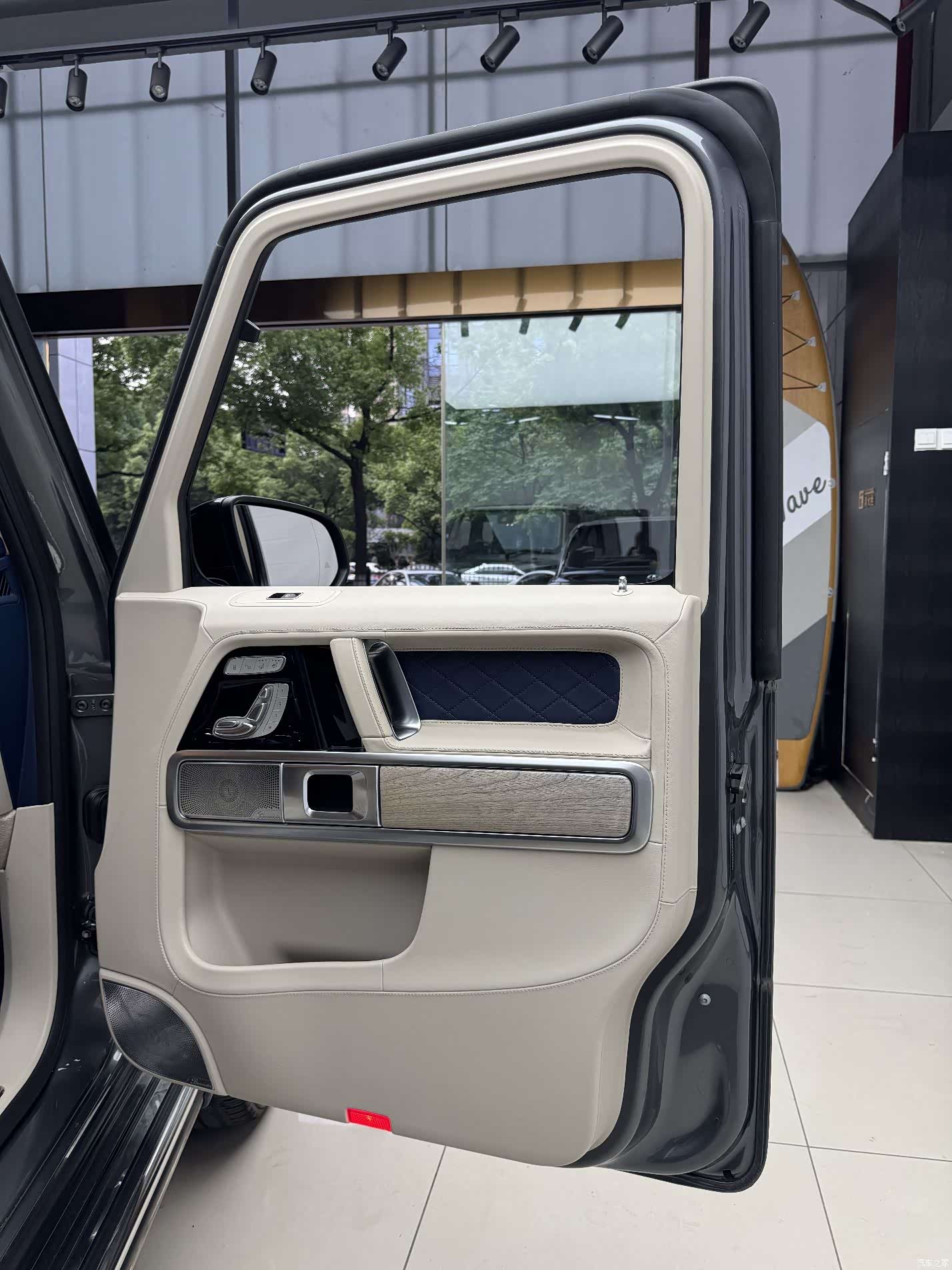 Mercedes-Benz G-Class, 2020 17