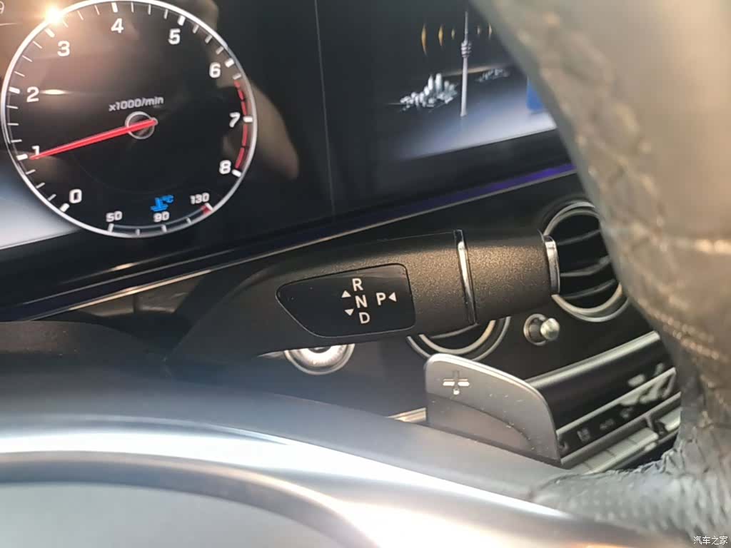 Mercedes-Benz E-Class, 2017 14
