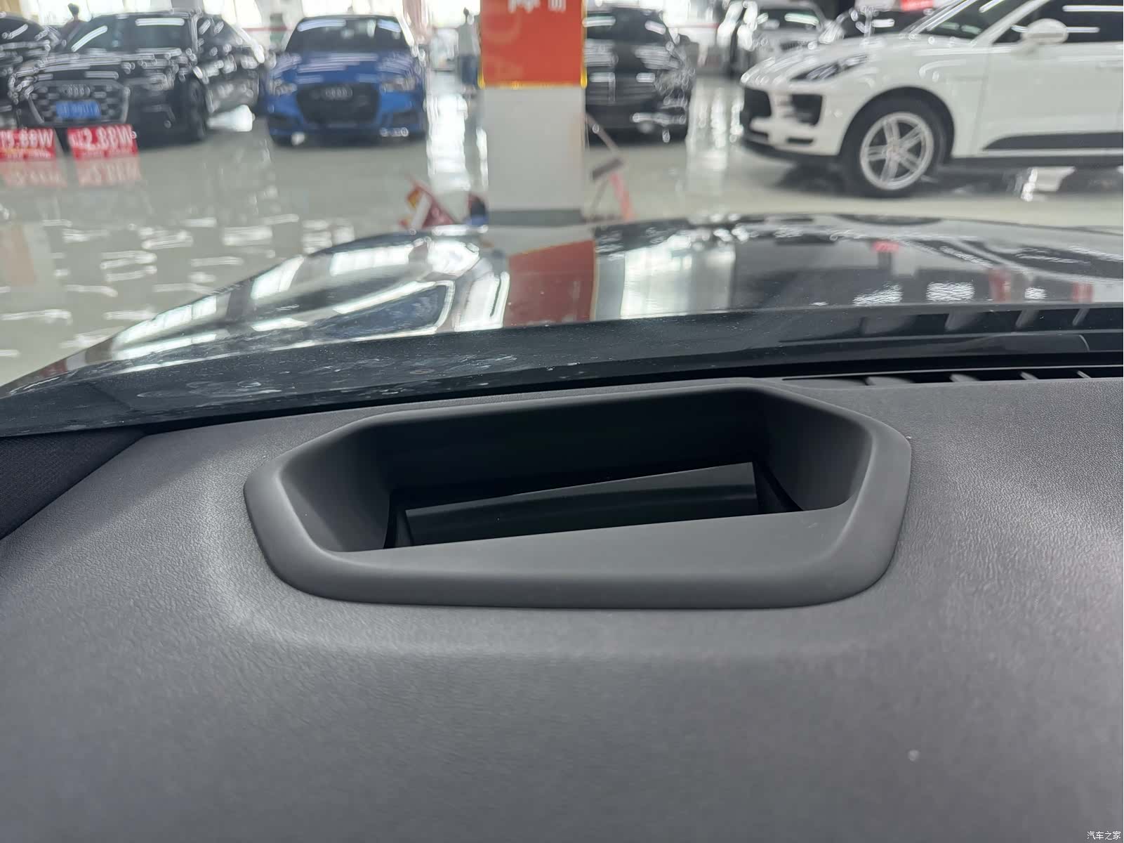 BMW 5 Series, 2018 10