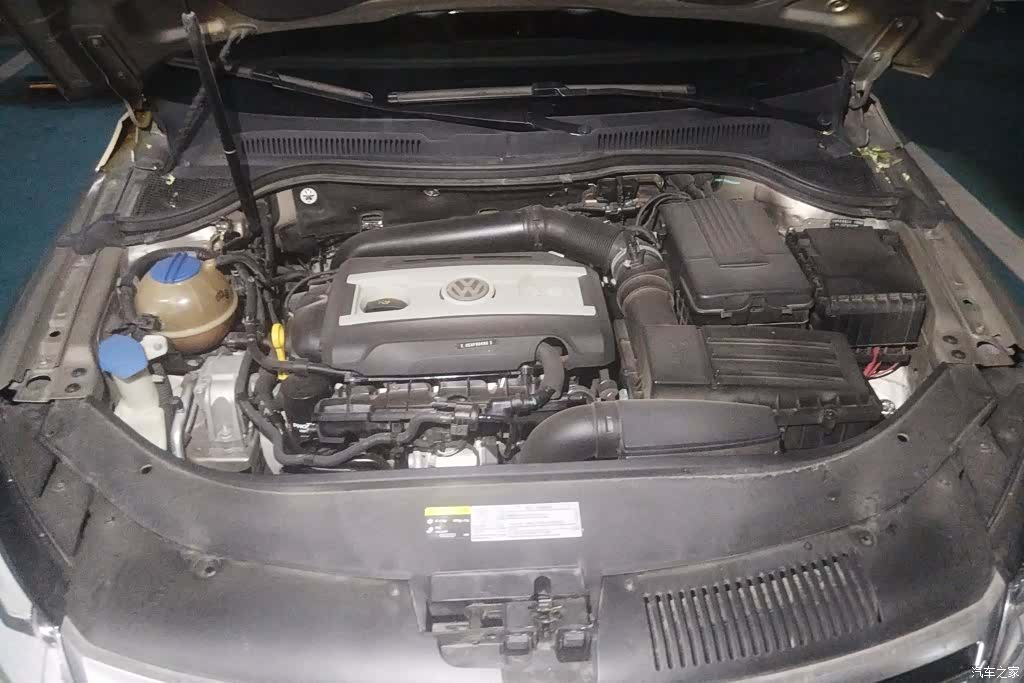 Volkswagen CC, 2016 10
