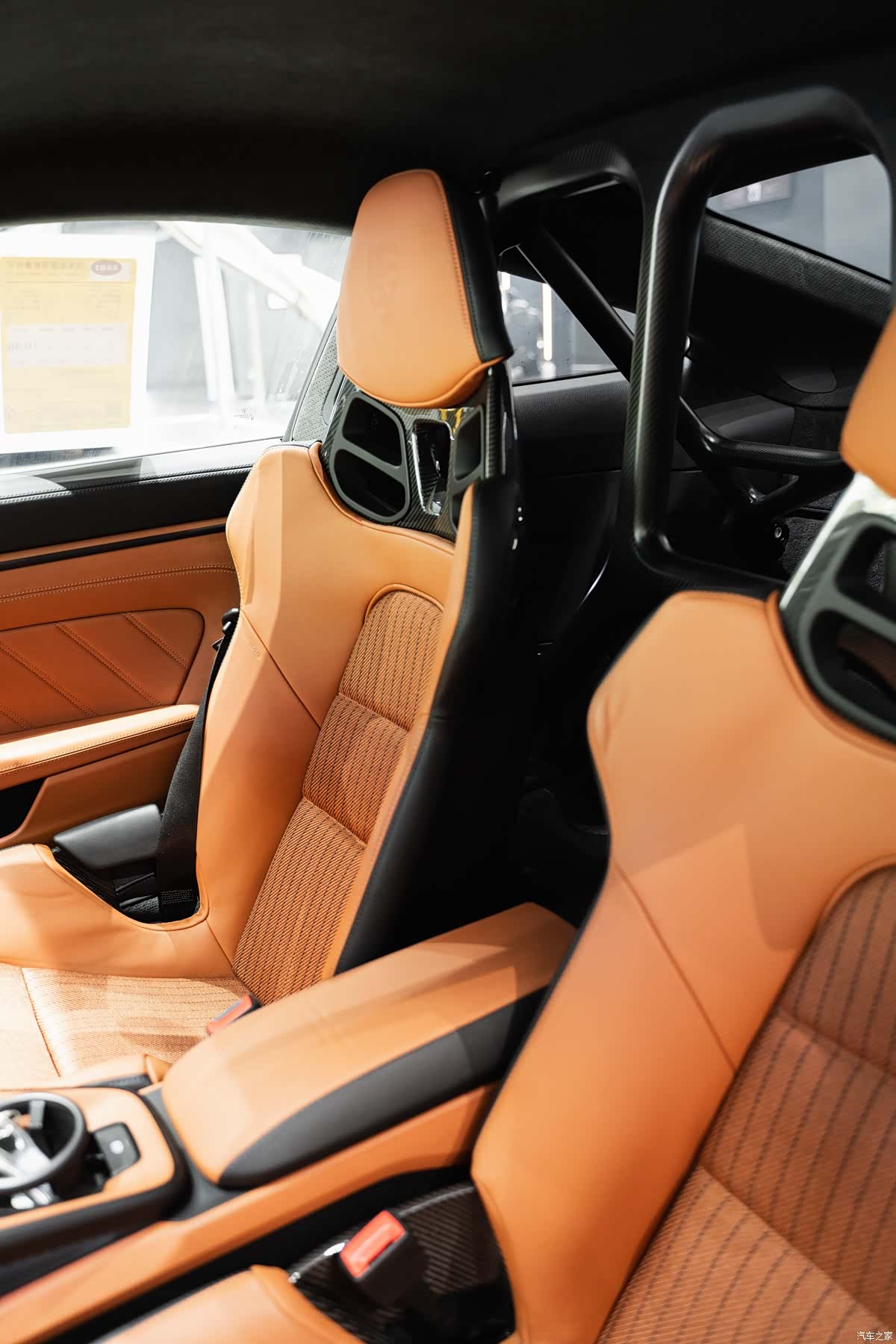 Porsche 911, 2024 24