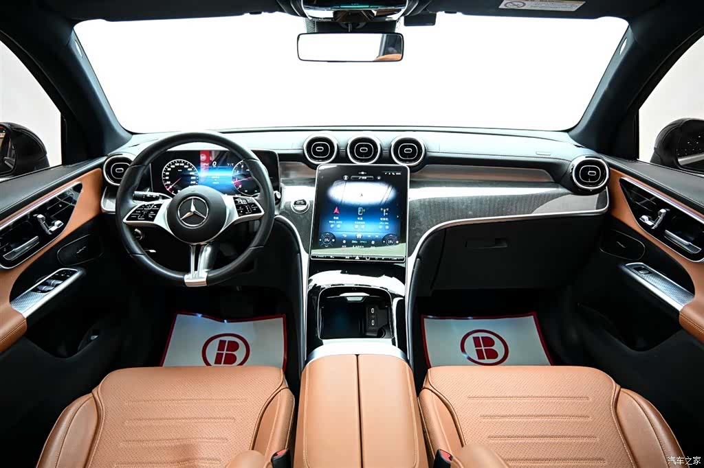 Mercedes-Benz GLC, 2023 14