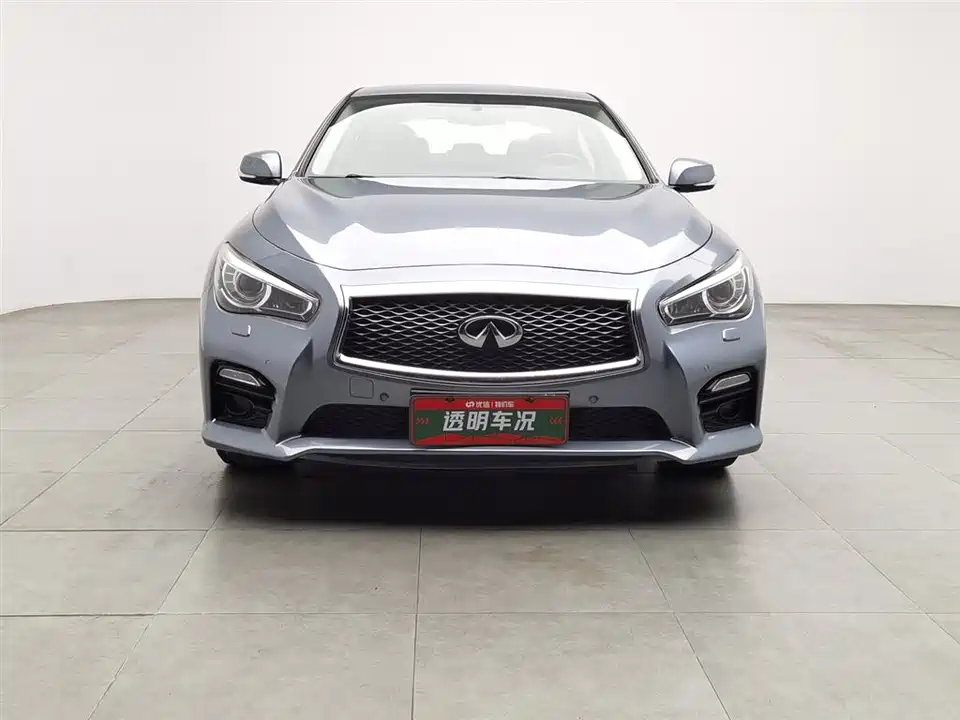 Infiniti Q50L