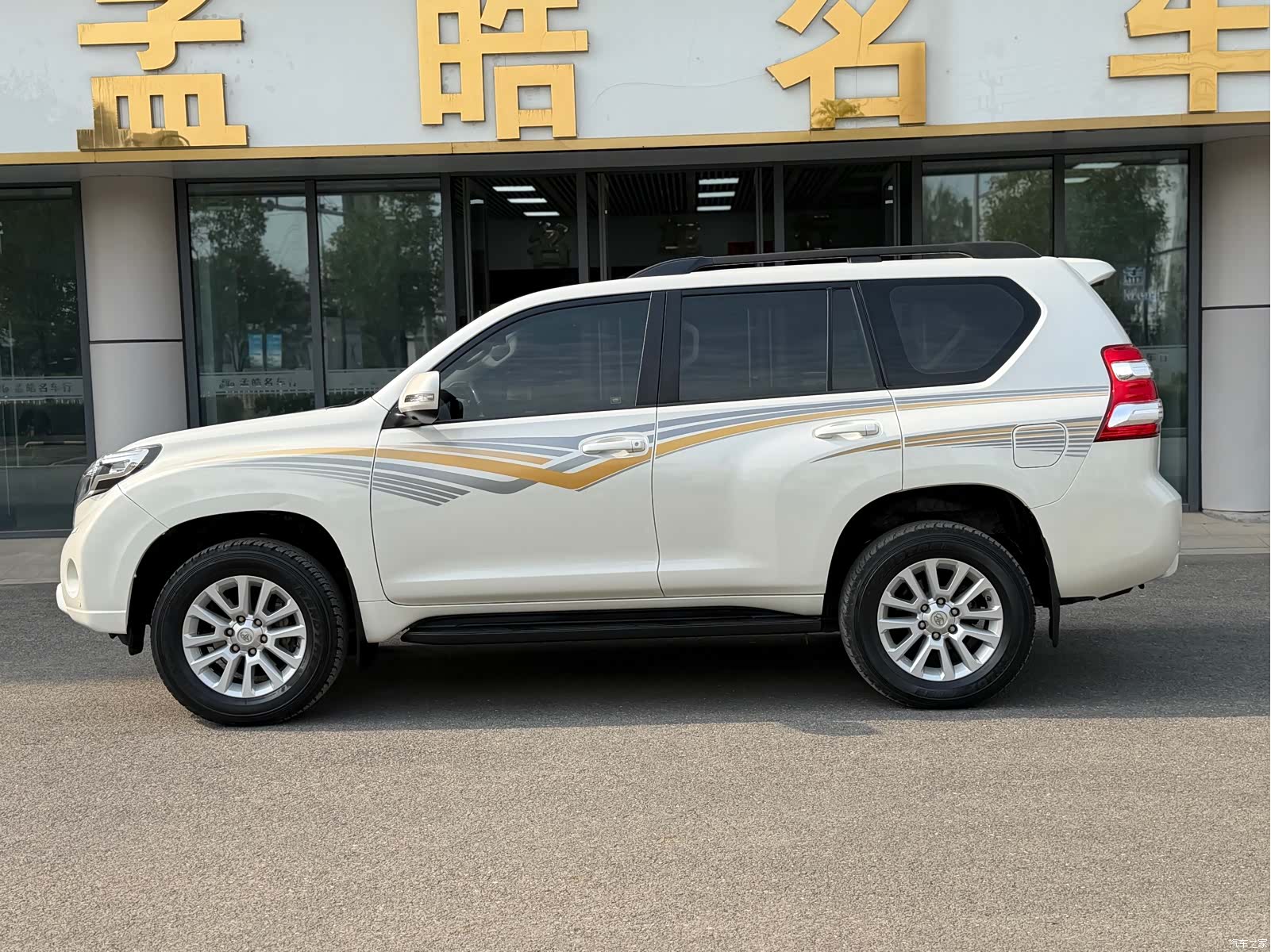 Toyota Prado, 2017 3