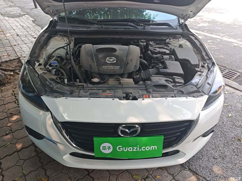 Mazda Mazda3, 2019 20
