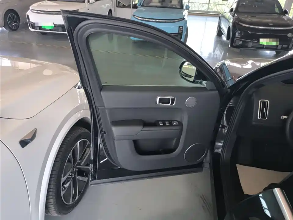 Li Auto Ideal L7