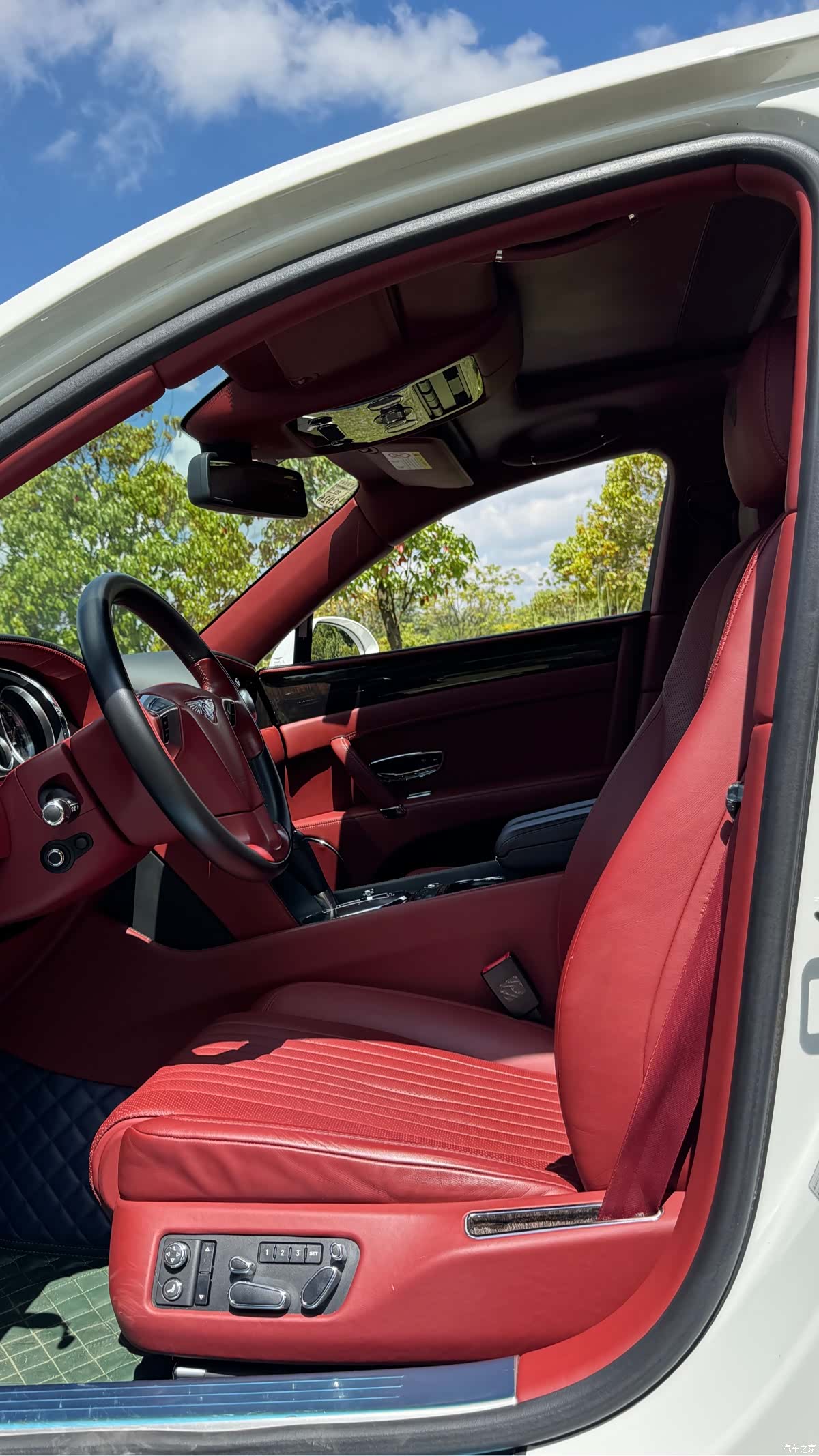 Bentley Flying Spur, 2018 10