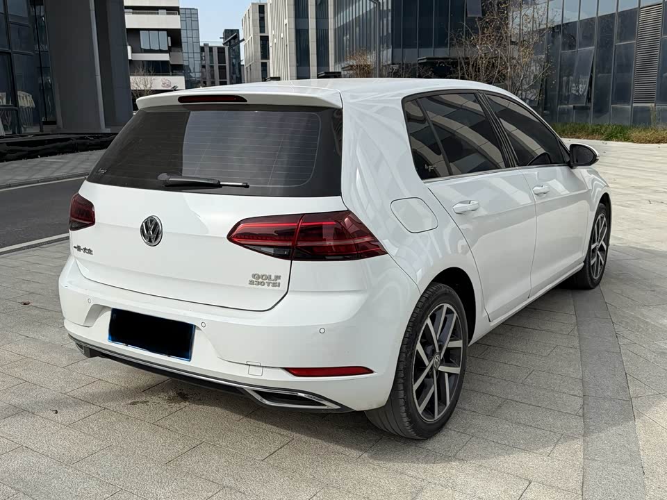 Volkswagen golf