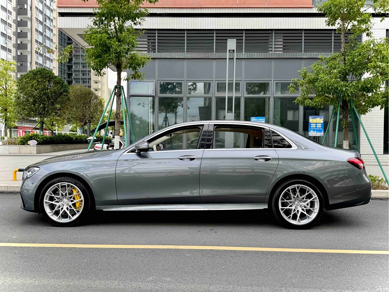 Mercedes-Benz E-Class, 2021 6