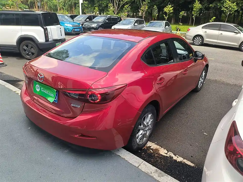 Mazda 3 Angkesaila