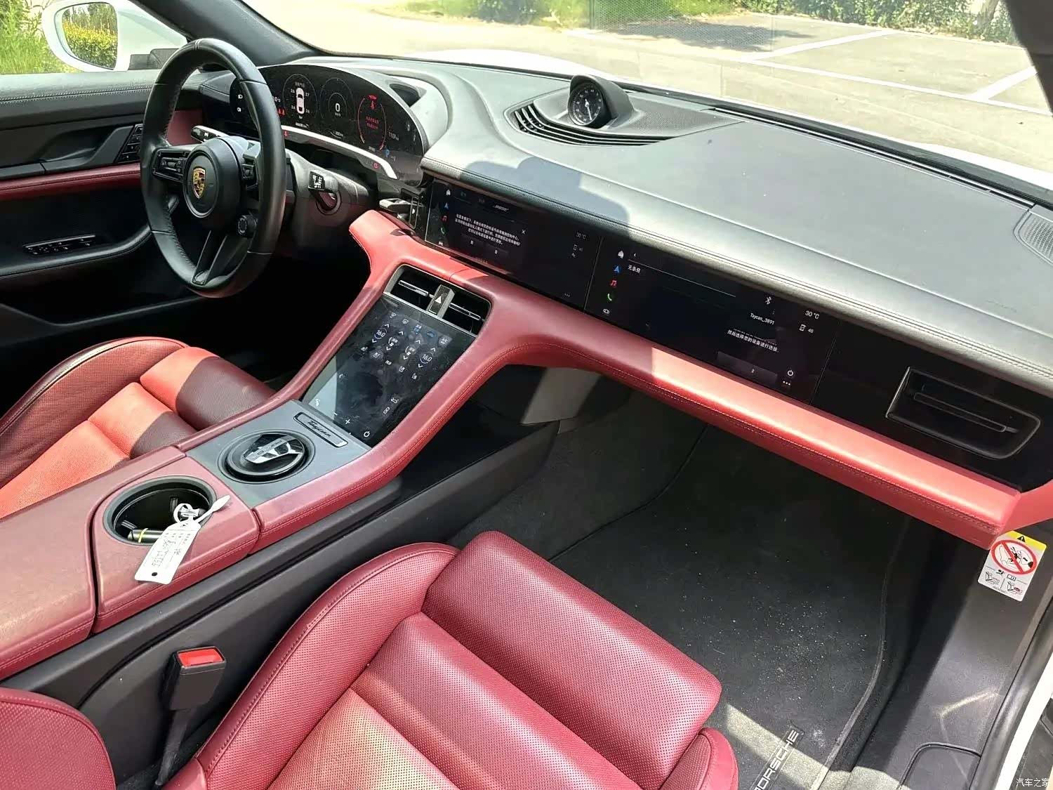 Porsche Taycan, 2021 11