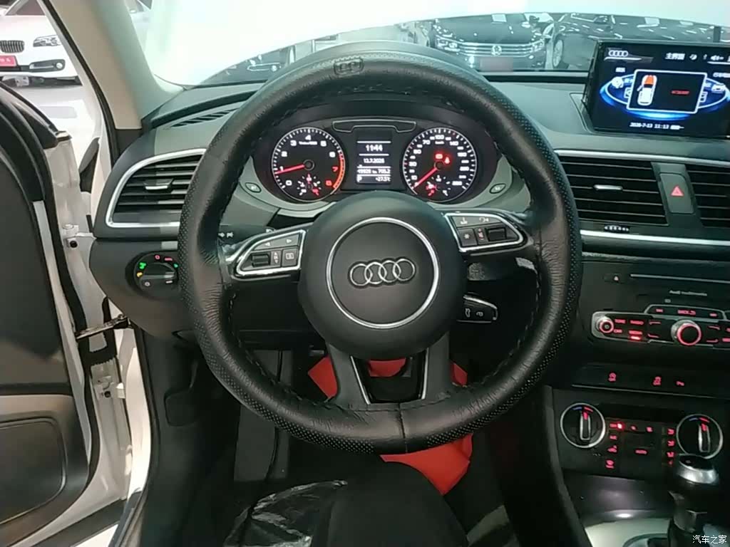 Audi Q3, 2017 11