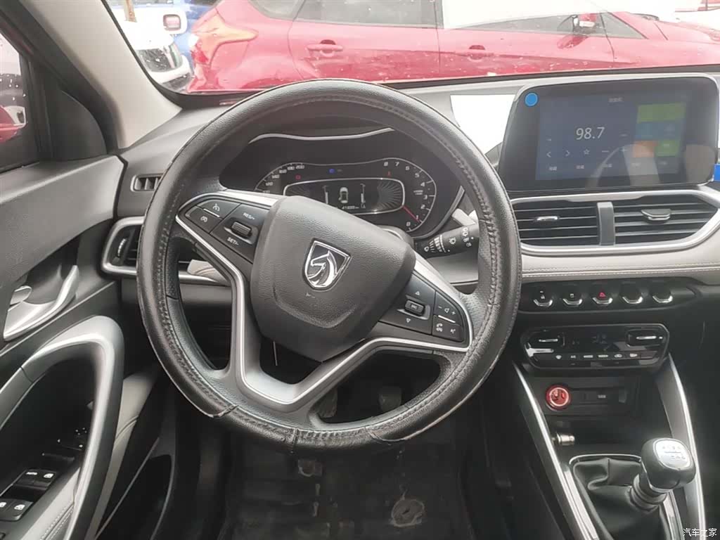 Wuling 510, 2017 11