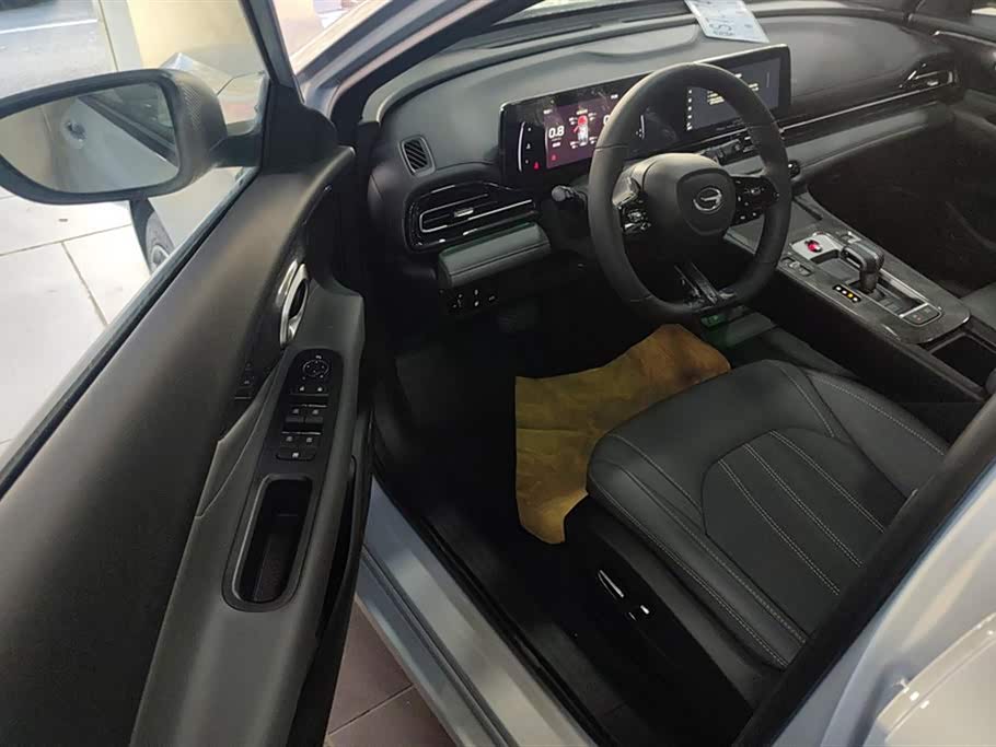 Trumpchi Shadow Leopard