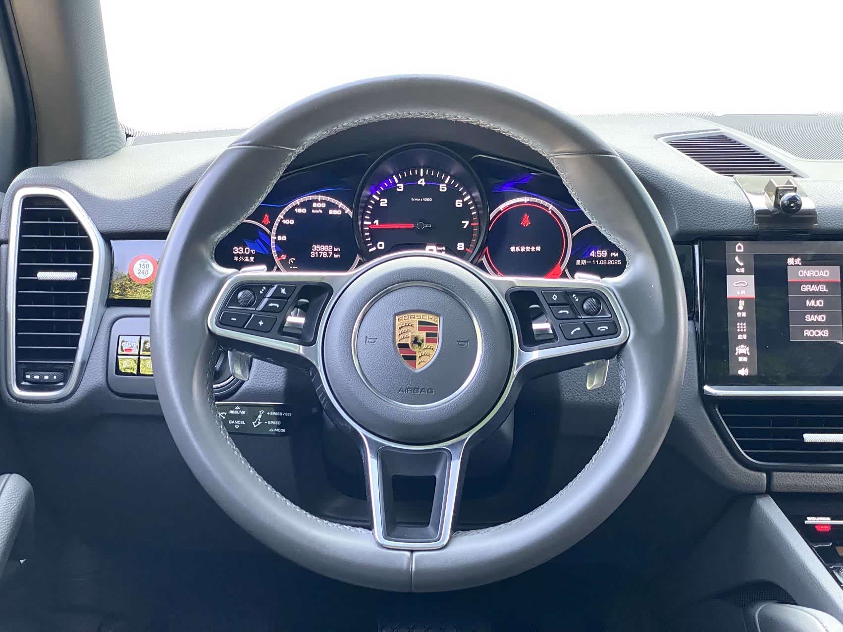 Porsche Cayenne, 2018 9
