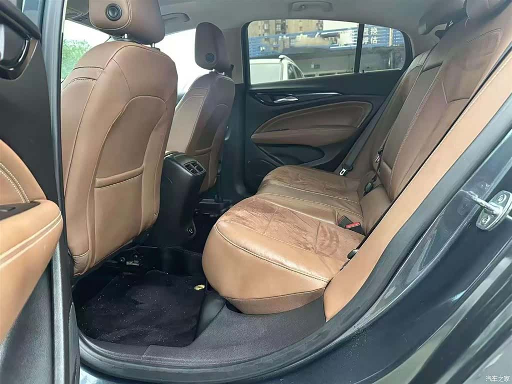 Buick Regal, 2020 3