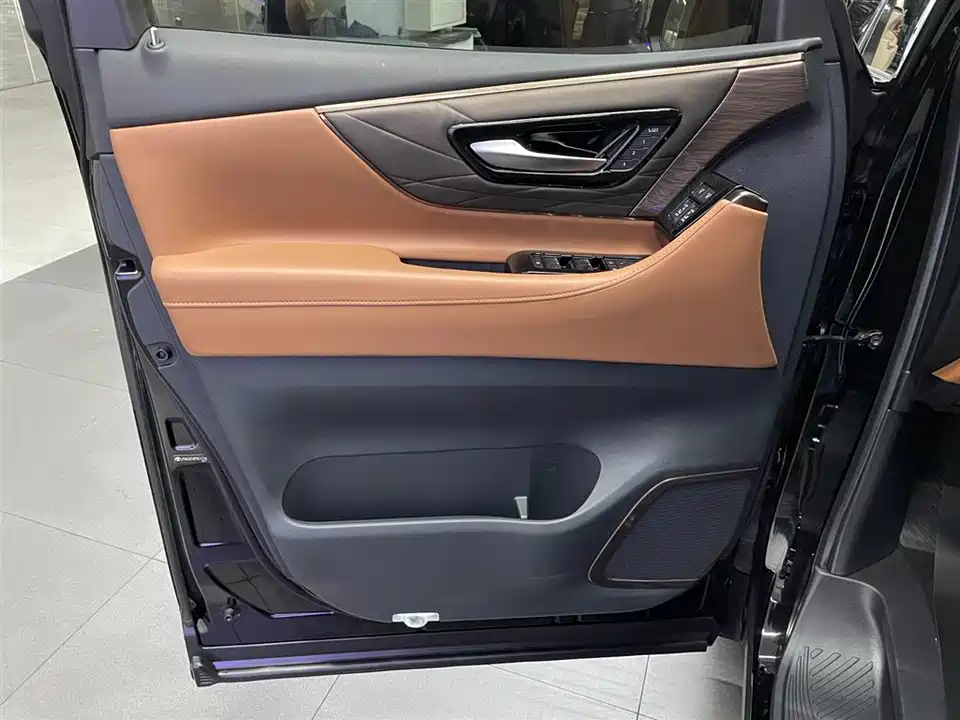 Toyota Wilfa