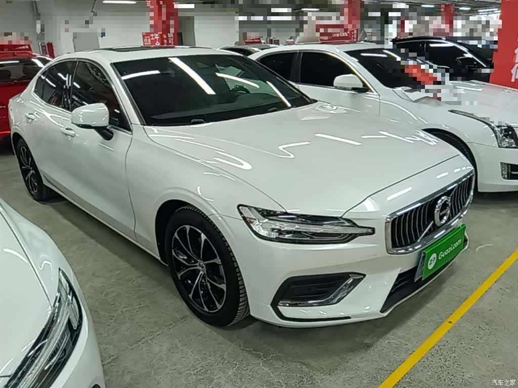 Volvo S60, 2022 4