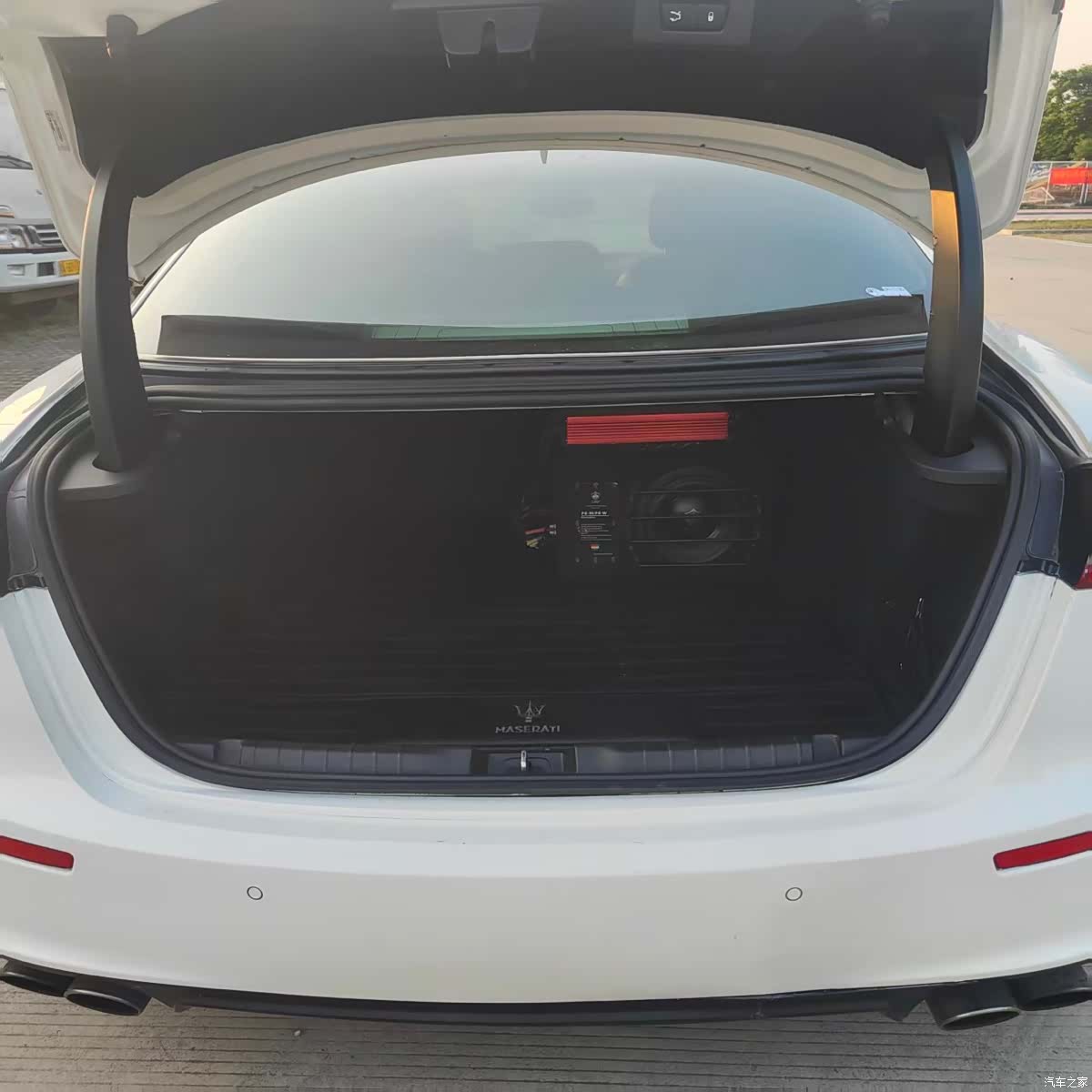 Maserati Ghibli, 2017 8