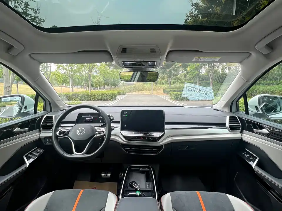 Volkswagen ID.6 CROZZ