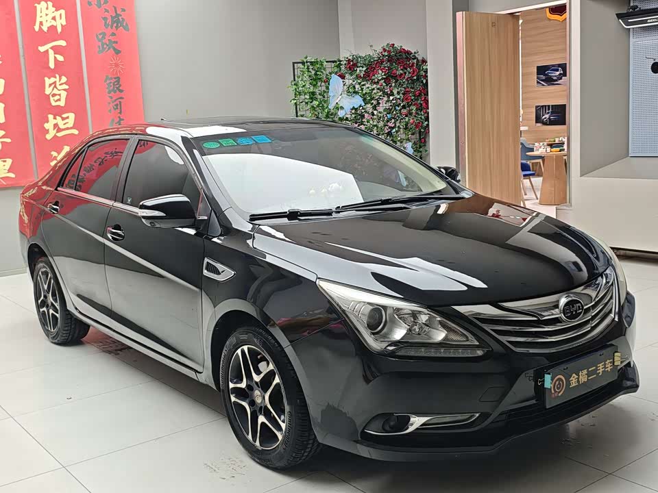 BYD G5