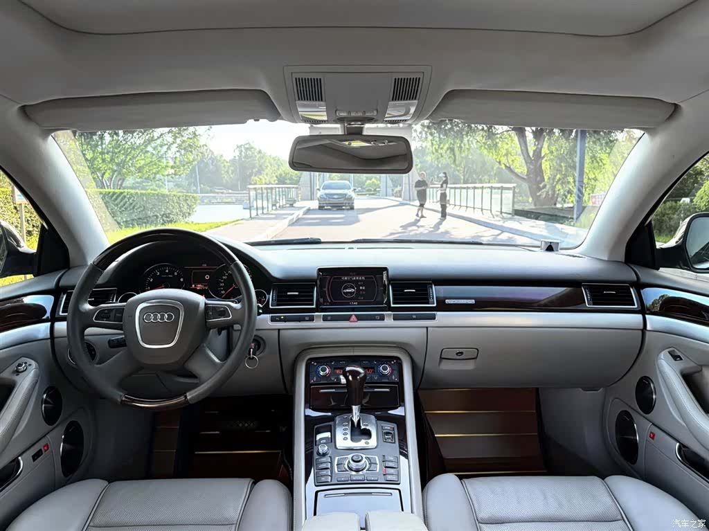 Audi TT, 2011 9