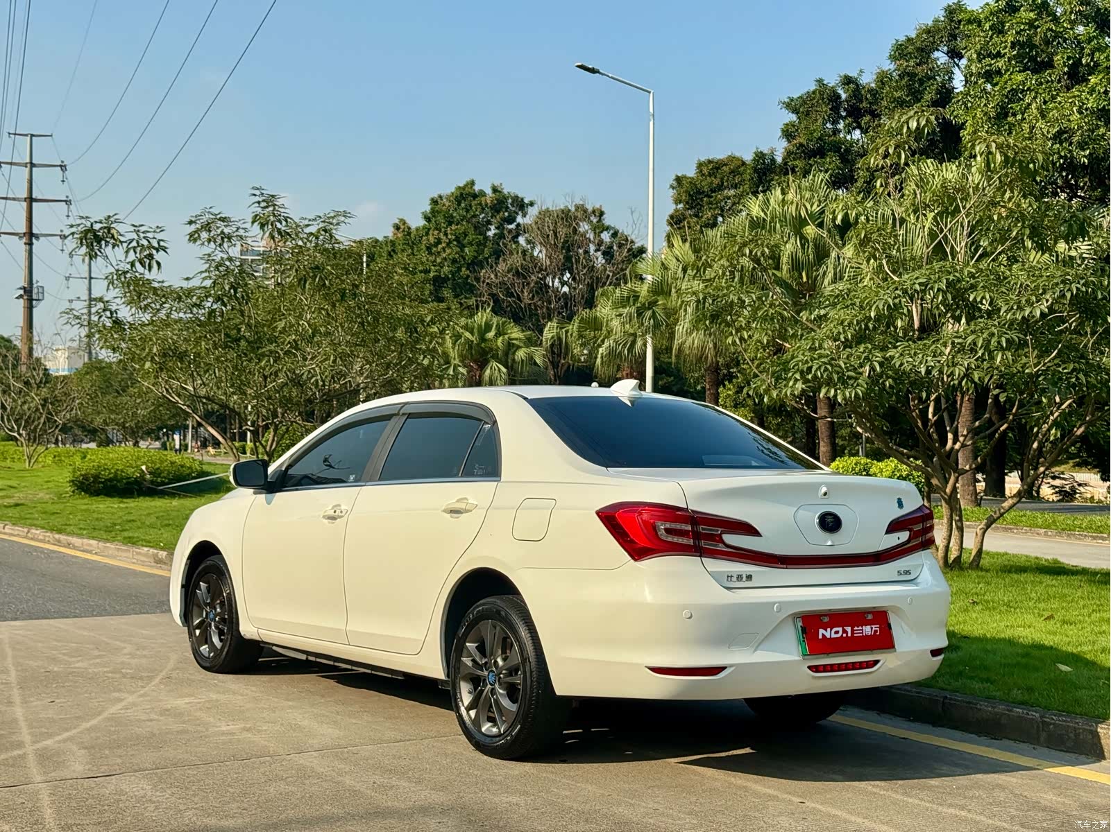 BYD Qin, 2017 7