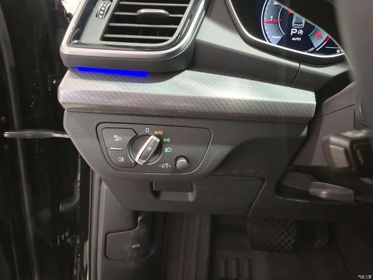 Audi Q5L, 2022 10
