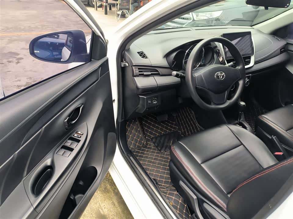 Toyota YARiS L Zhixuan