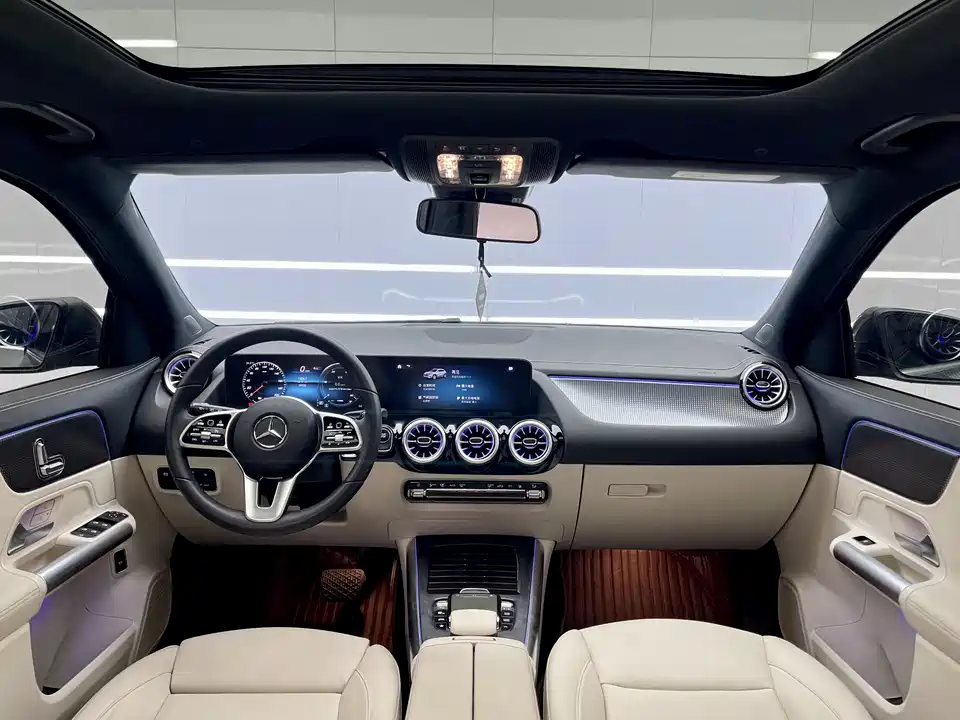 Mercedes-Benz EQA Mercedes-Benz EQA