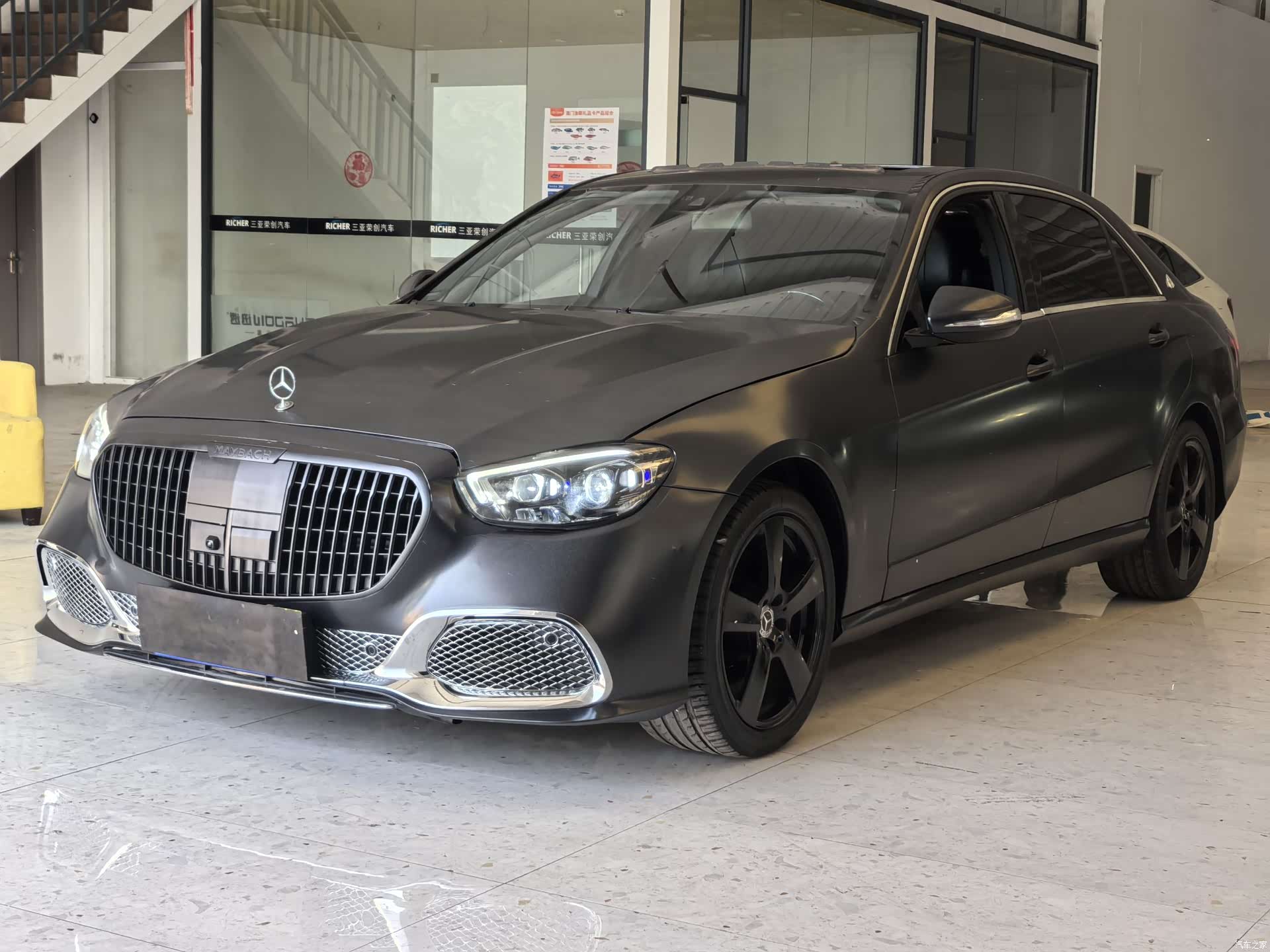 Mercedes-Benz E-Class, 2013 1