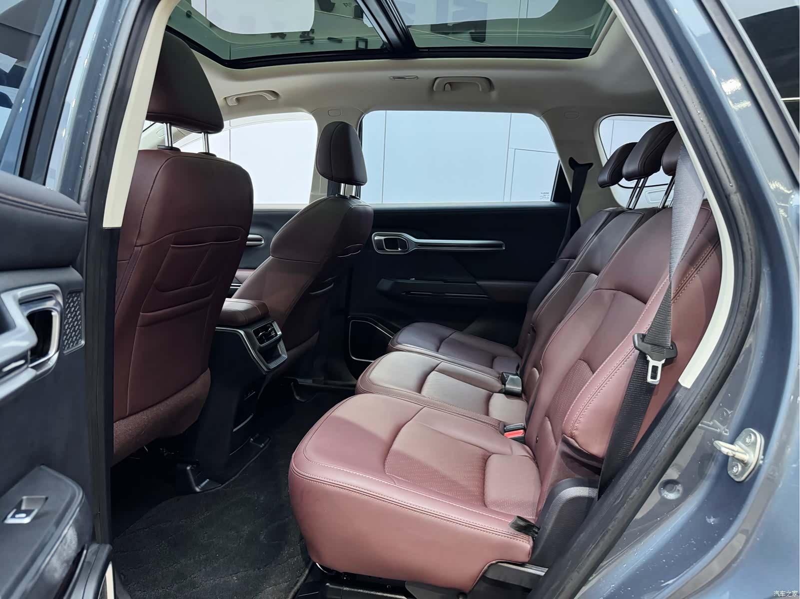 Geely Haoyue, 2022 10