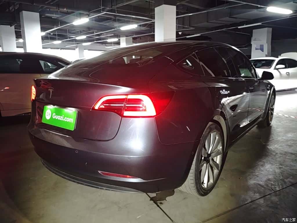 Tesla Model 3, 2020 7