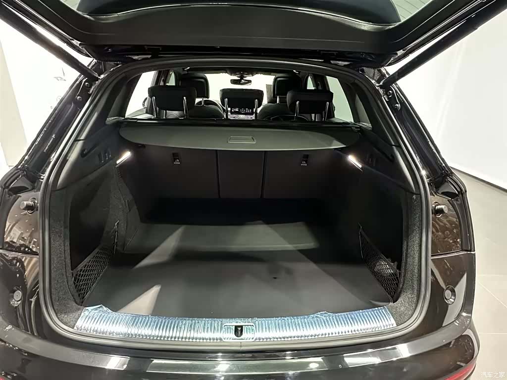 Audi Q5L, 2024 8