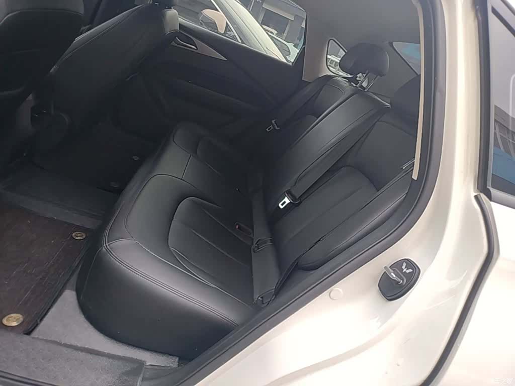 Wuling E5, 2024 17