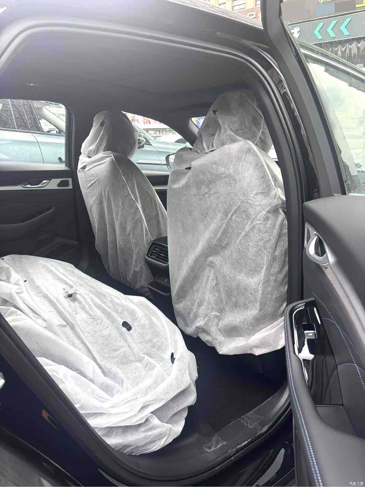 Geely Preface, 2026 15