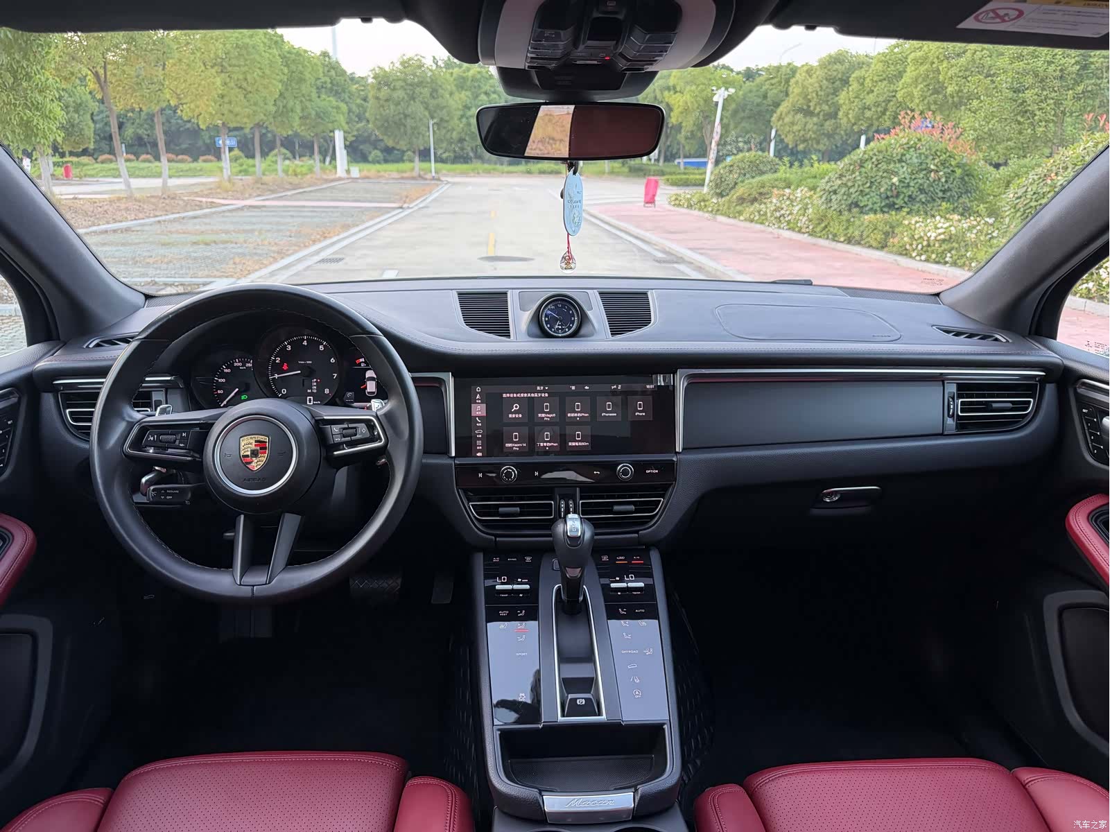 Porsche Macan, 2023 10