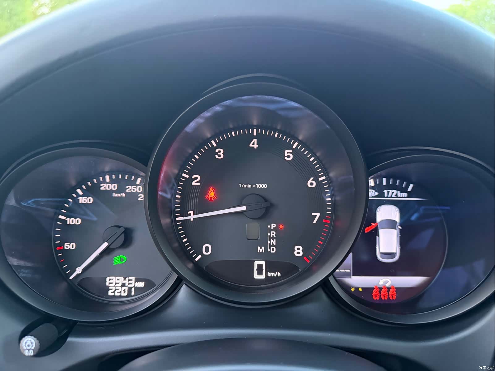 Porsche Macan, 2023 4