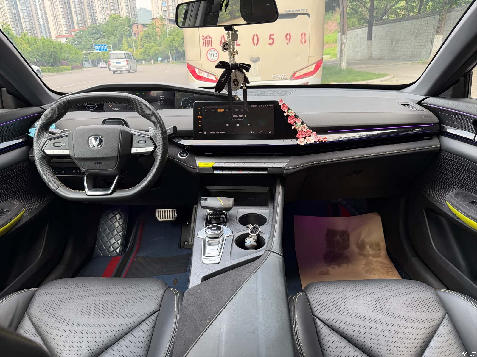 Changan UNI-V, 2022 8