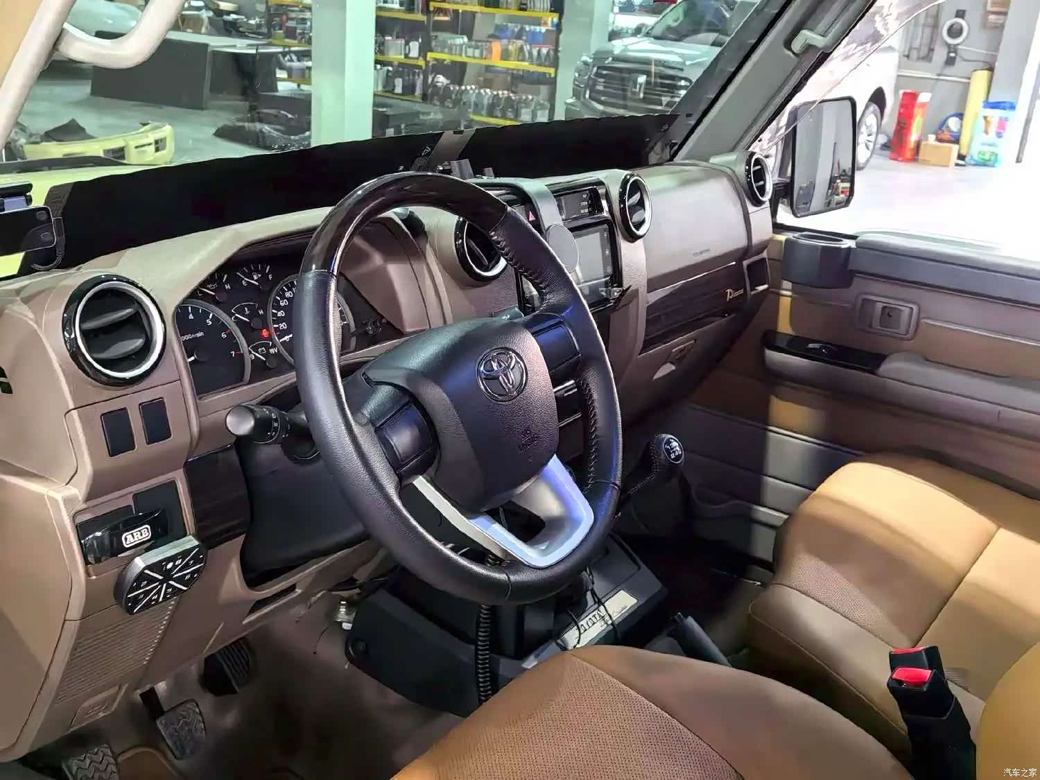 Toyota Land Cruiser, 2023 4