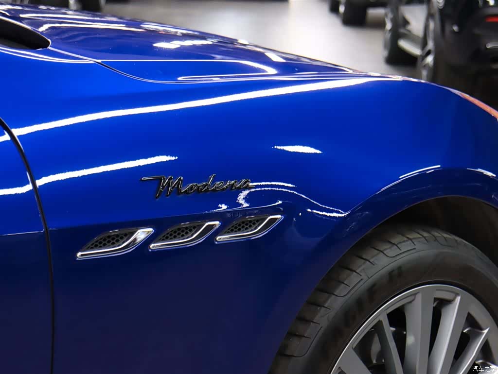 Maserati Ghibli, 2024 24