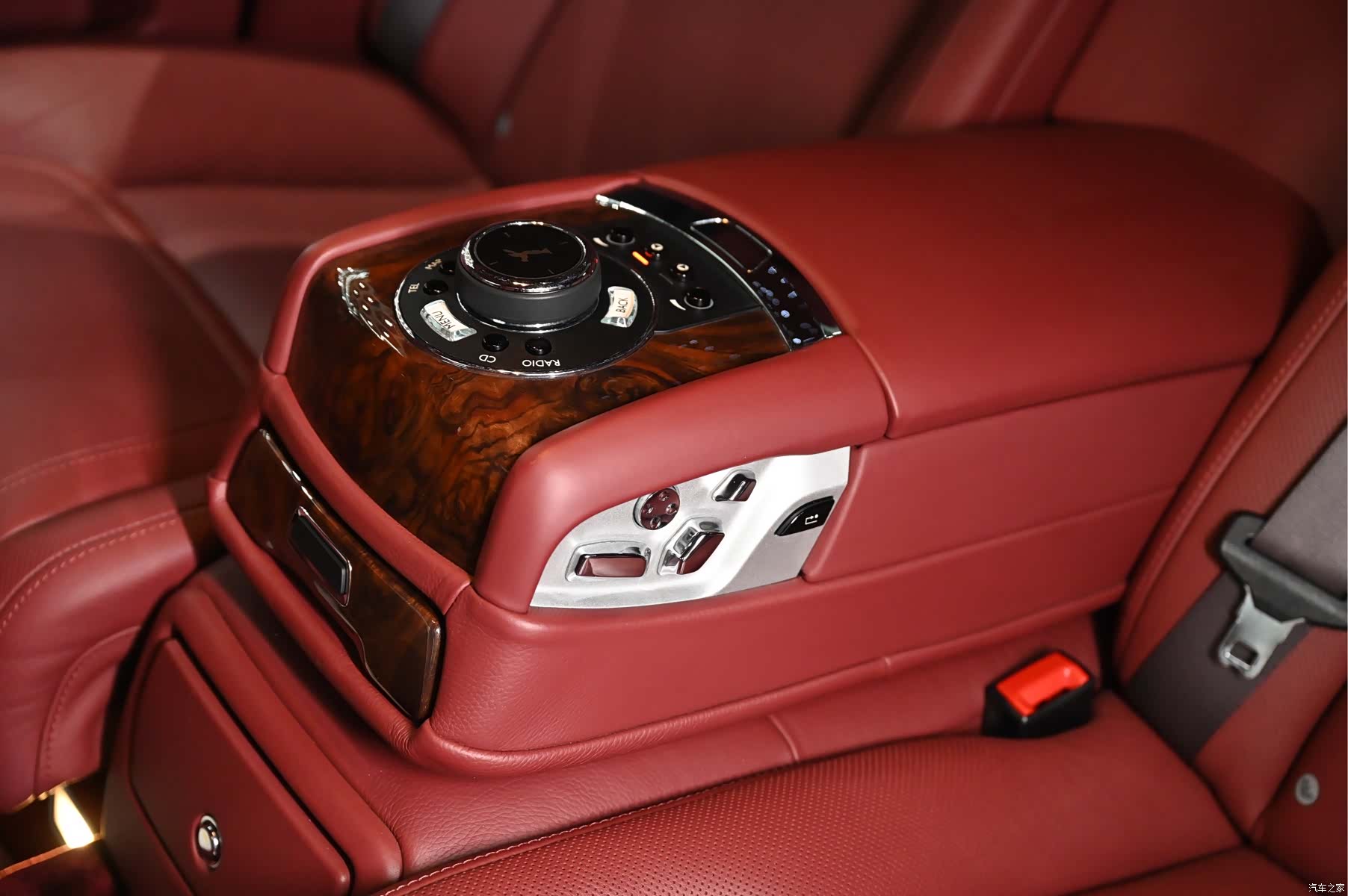 Rolls-Royce Ghost, 2016 19