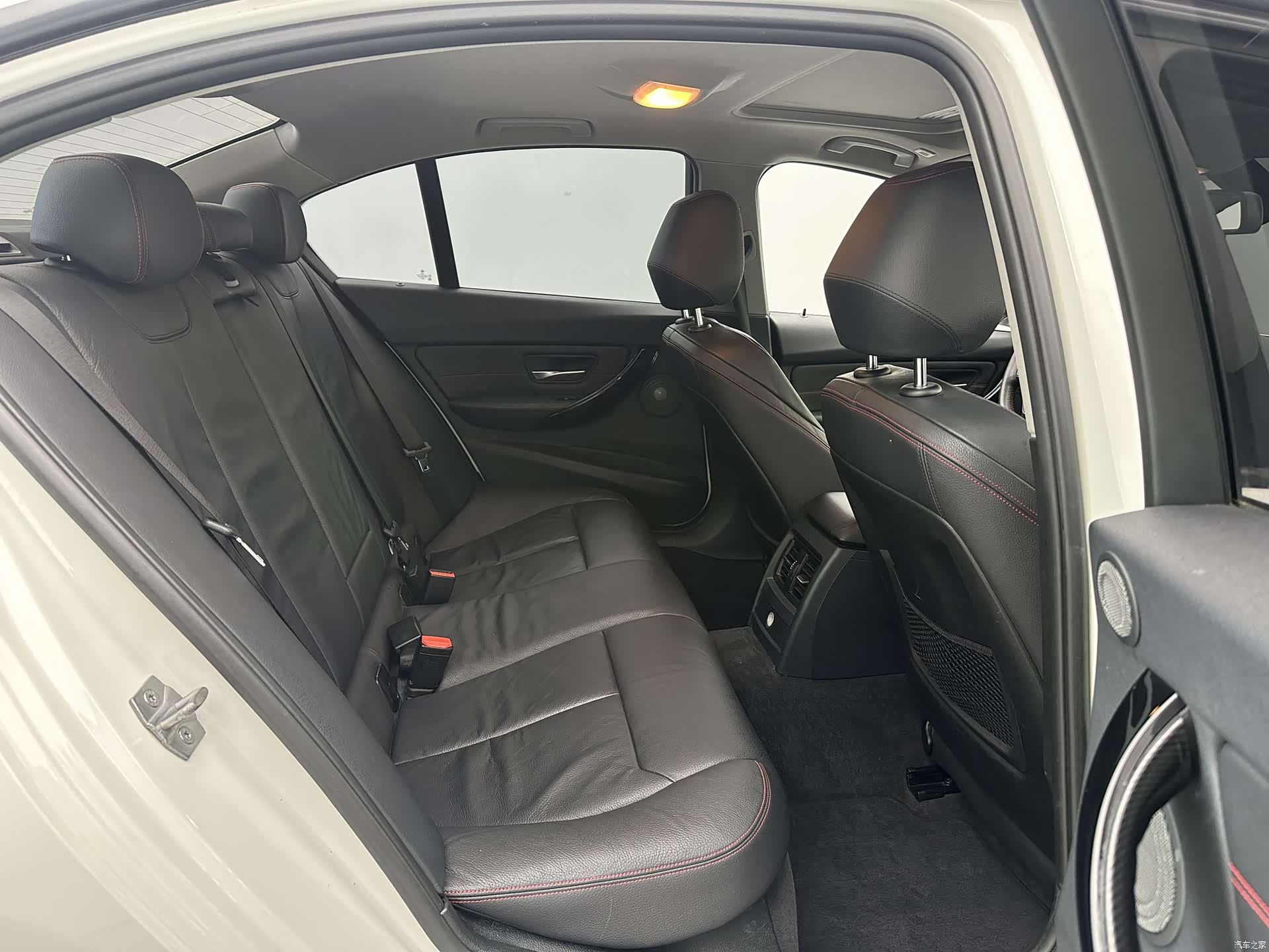 BMW 3 Series, 2015 9