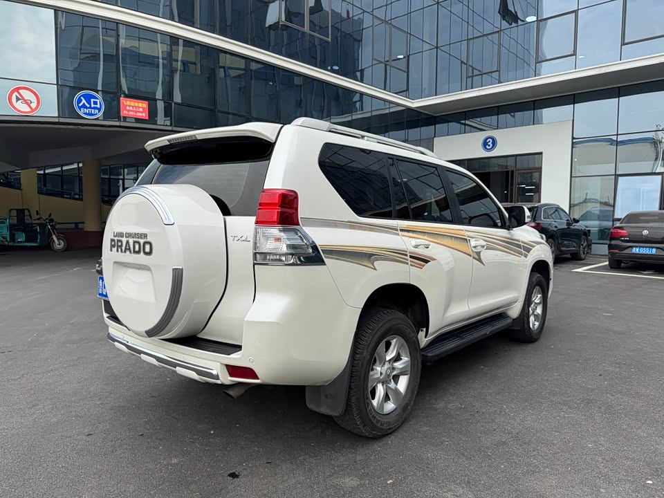 Toyota Prado