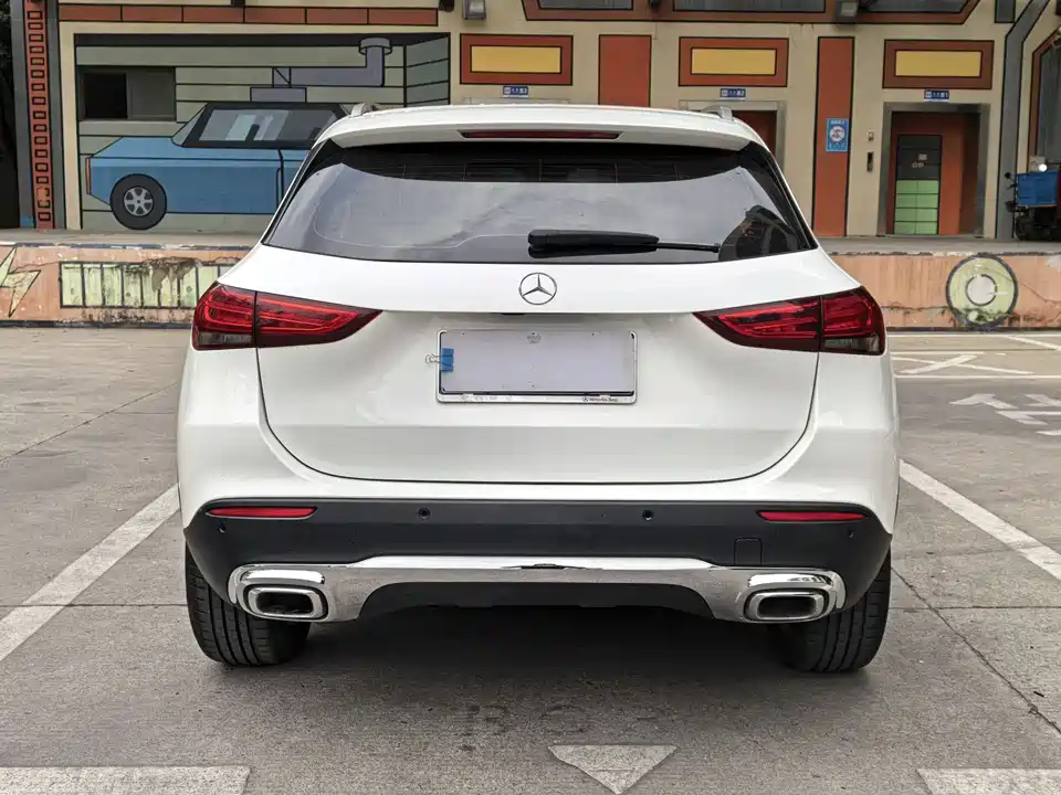 Mercedes-Benz GLA