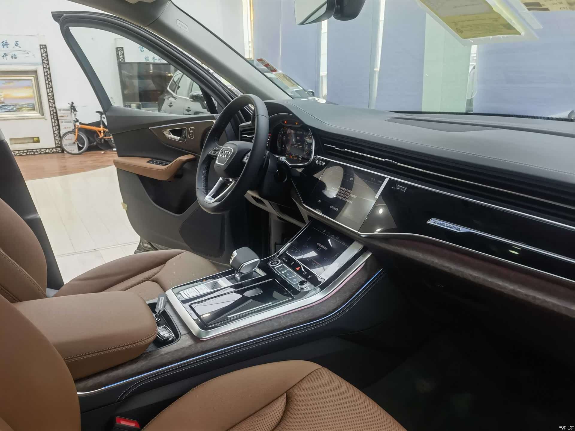 Audi Q7, 2024 6