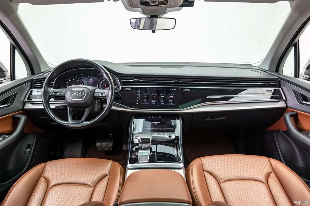 Audi Q7, 2022 6