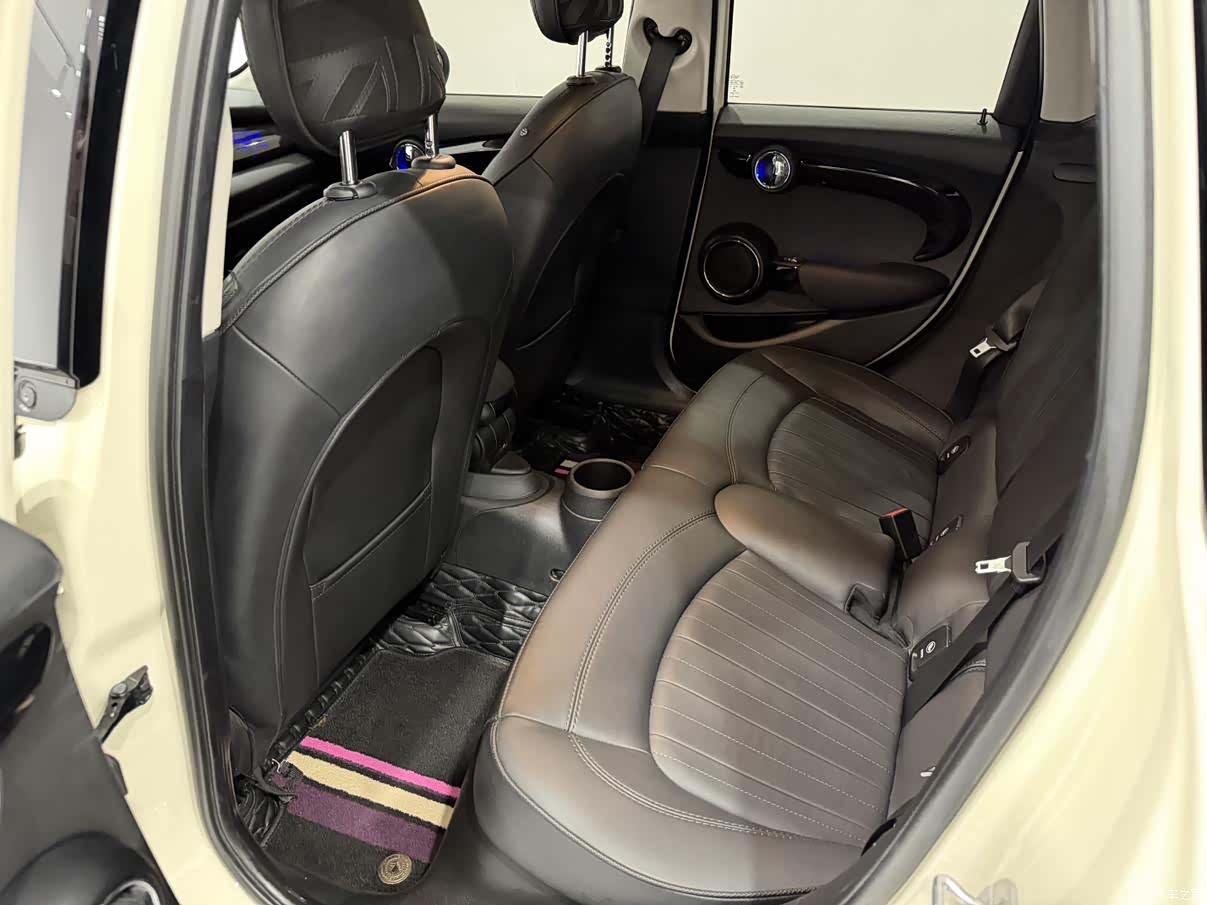 Mini Cooper, 2019 13