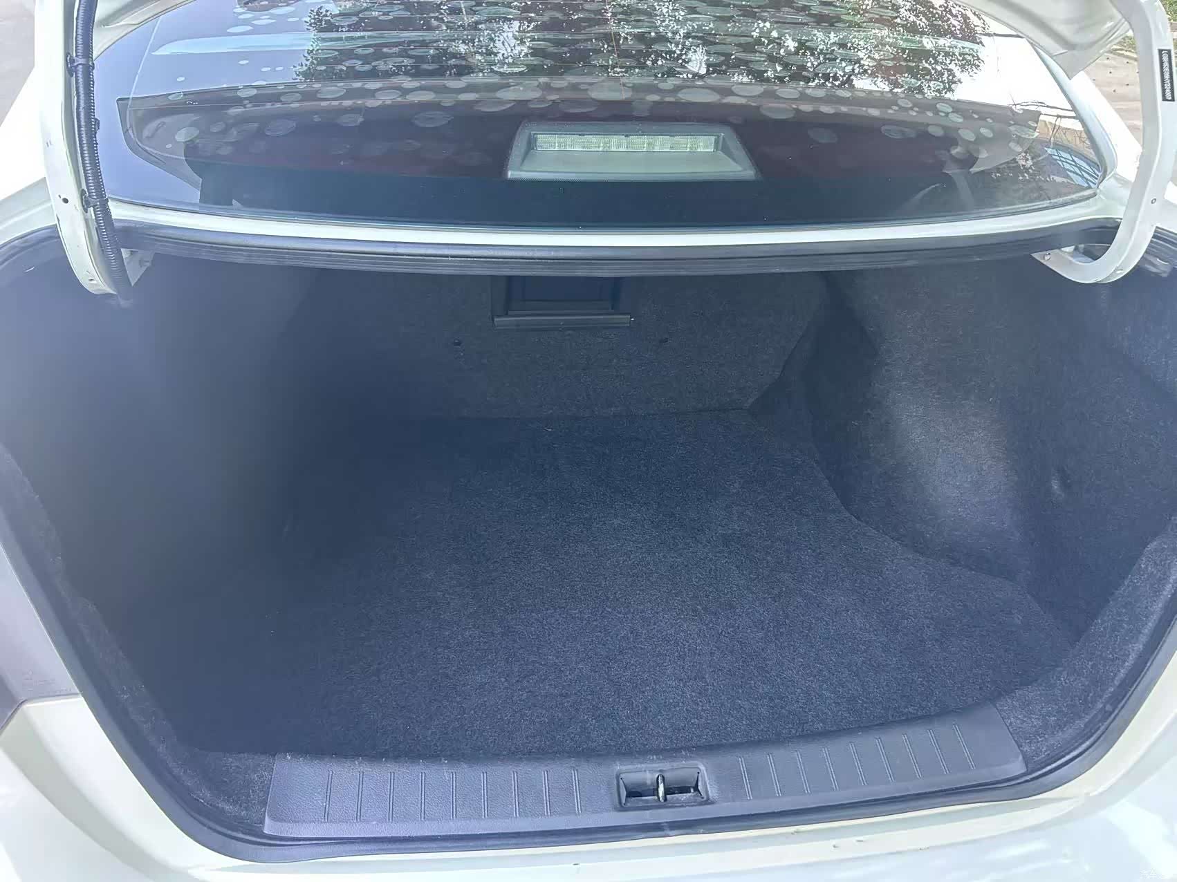 Nissan Sylphy, 2017 10