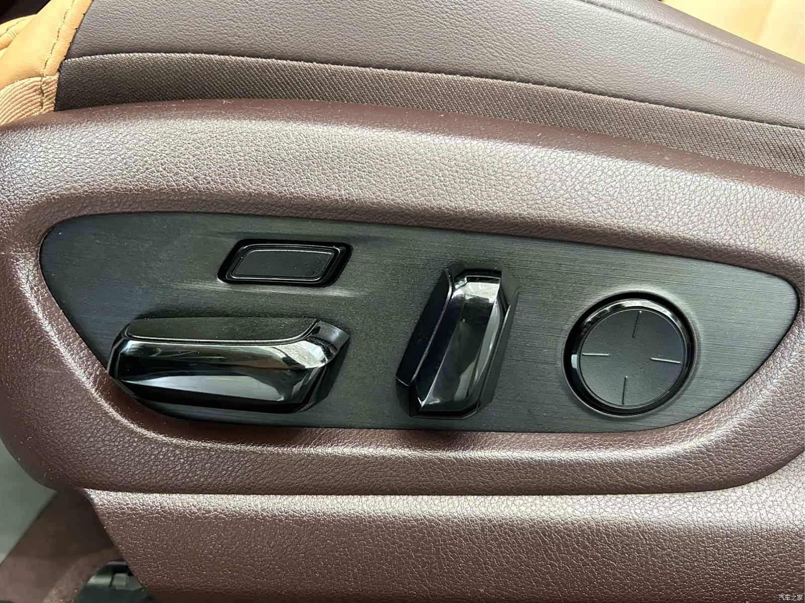 Lexus ES, 2021 28